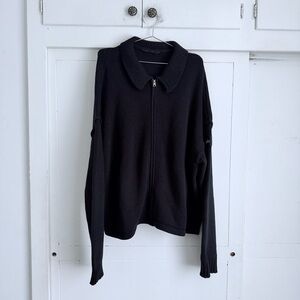 Alo Yoga Black Heritage Full Zip Sweater